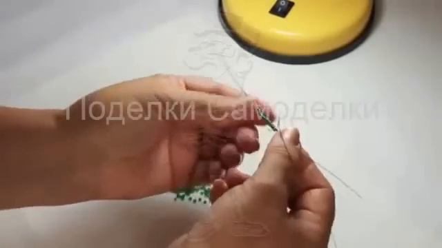 Как плести фиалку из бисера смотреть онлайн