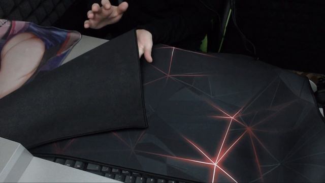 САМЫЙ КРАСИВЫЙ ИГРОВОЙ КОВРИК В МИРЕ! | Обзор Carbon 500 Flash от Genesis смотреть онлайн