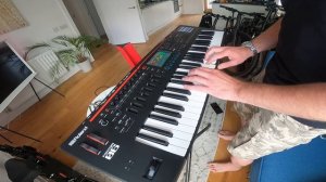 ROLAND FANTOM 06 TRANCE DEMO!!!