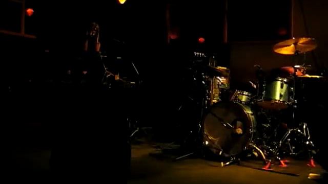 Charlotte Martin - 'Something Like A Hero' (live, 4/4/07) смотреть онлайн