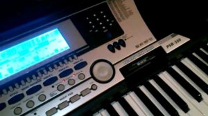 Yamaha PSR-550