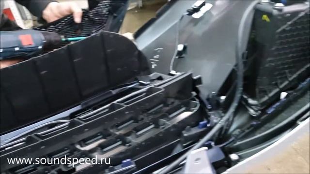 Защитная сетка в решетку радиатора Lexus RX300 - Автотехцентр SoundSpeed
