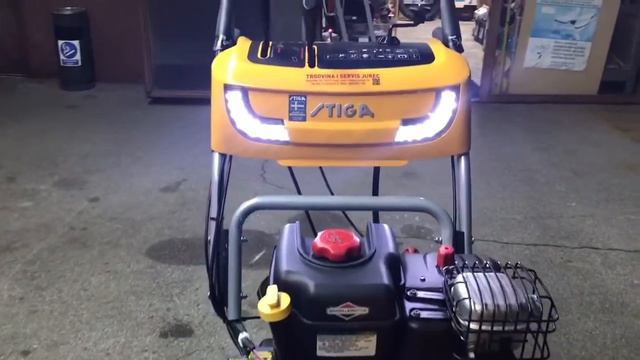 STIGA ST 5266 PB TRAC SNOW BLOWER