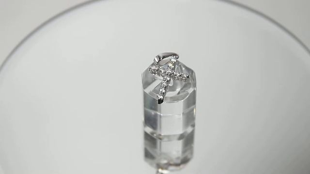 Кулон крестик с фианитами из серебра смотреть онлайн