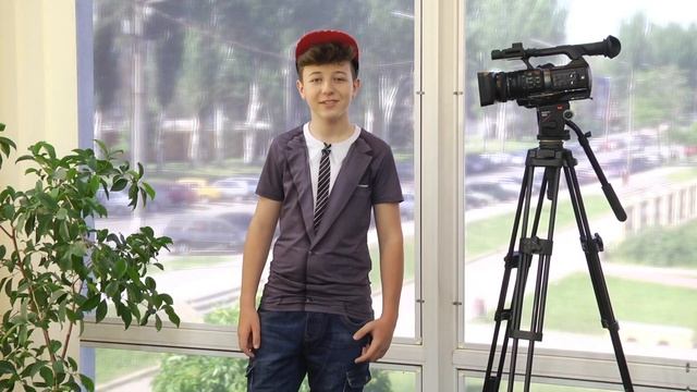 Никита читает стих ко Дню защиты детей)))) май 2021 смотреть онлайн