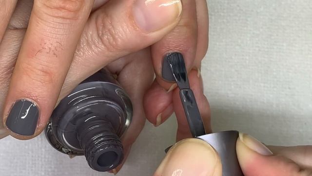 Morgan Taylor REACT Base & Top Coat | First Impressions | Dry Test [PART 1] смотреть онлайн