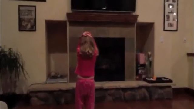 Savanna Dancing (funny) смотреть онлайн