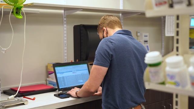 In the Field with ScriptPro | Rogers Pharmacy смотреть онлайн