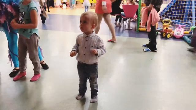 Сыну 3 года/самый танцующий малыш/День варенье/лучший день ! смотреть онлайн