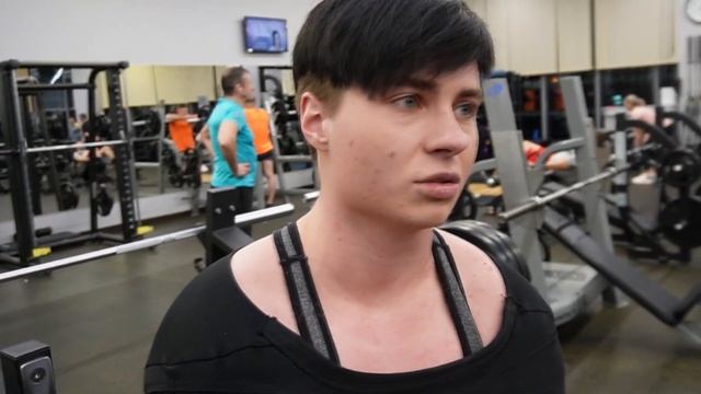 ДЕВУШКА ПОЖАЛА 160КГ В 20 ЛЕТ!! + ВЫПОЛНИЛ НОРМАТИВ МСМК смотреть онлайн