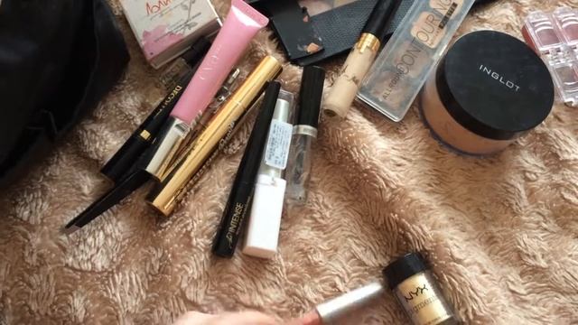 Косметика с собой/ любимая и что хочу быстрее закончить))) смотреть онлайн