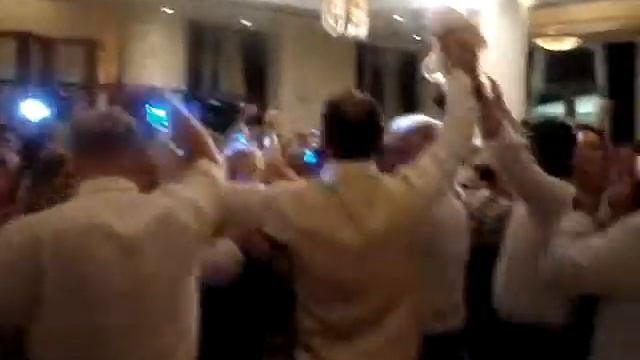 koumparoui o gamos 2011 ajax hotel limassol смотреть онлайн
