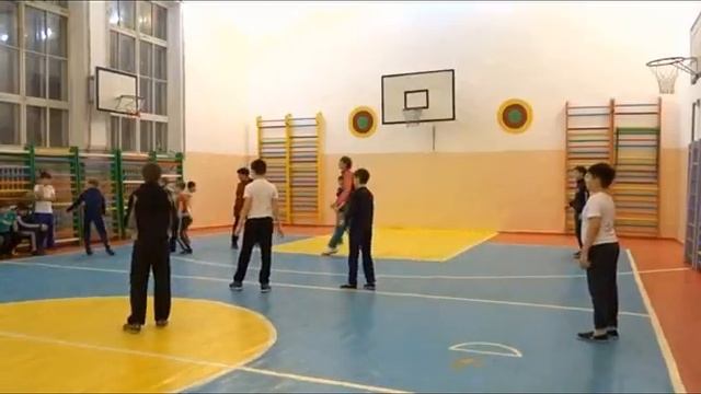 подвижныеигры с элементами баскетбола. Австралийские салки.