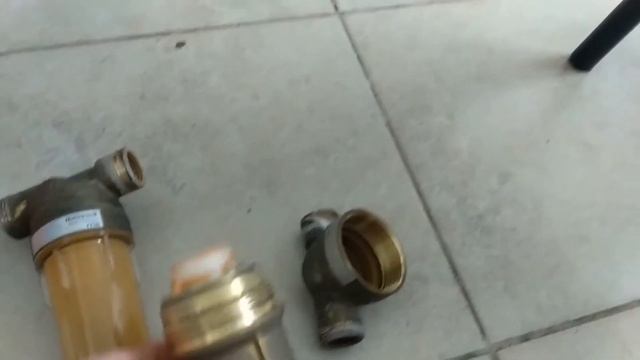 Фильтр промывной HoneyWell FF06 для горячей воды 1/2