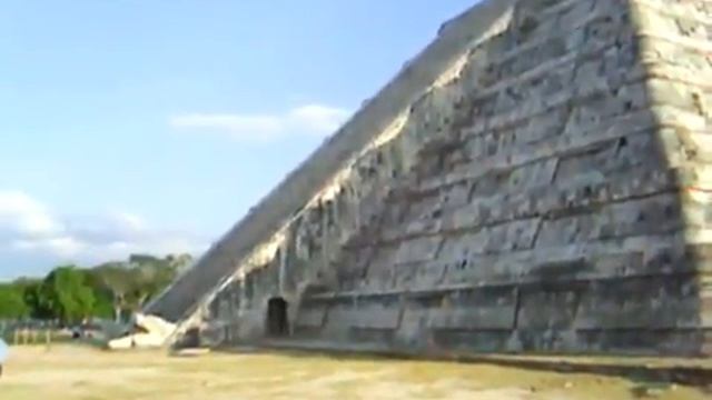 Snake of Sunlight at Chichen Itza, Mexico during Equinox | September Equinox смотреть онлайн