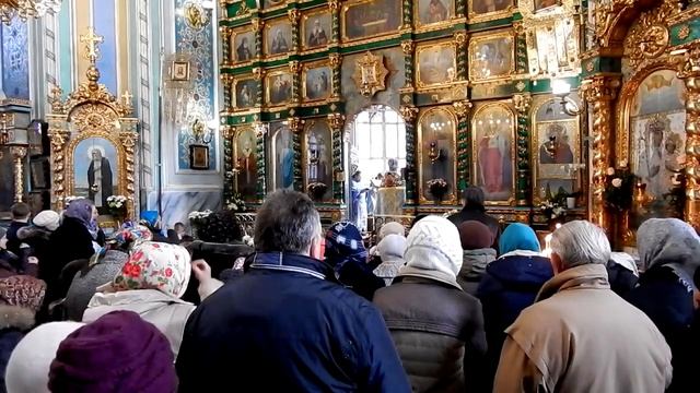 Литургия в Свято-Озерянском храме, малый вход. Озерянской иконы Божией Матери, 12 ноября 2018 г. смотреть онлайн