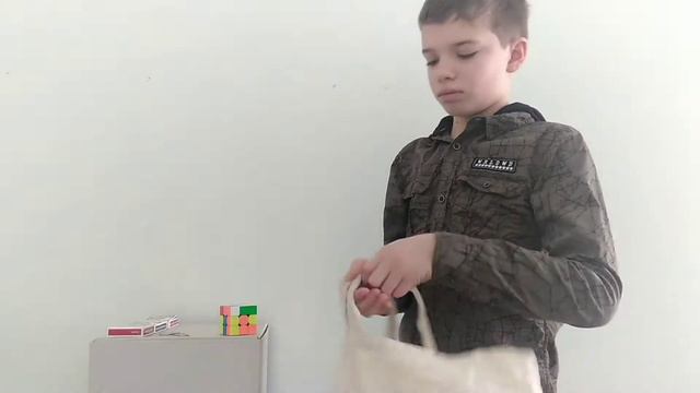 Лучший фокус с Кубиком Рубика! смотреть онлайн