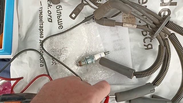 Как проверить высоковольтные провода системы зажигания Славута. смотреть онлайн