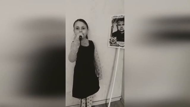 Тавтилова Роксана 1класс. Преподаватель Бадаева А.Р. «Кино идет» смотреть онлайн