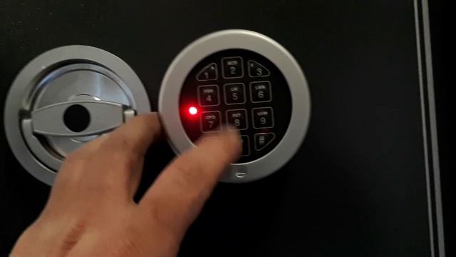 Кодовый Замок для сейфа NL Lock M-Locks Rotobolt Инструкция. Украинский сейф Авантаж. Как открыть. смотреть онлайн