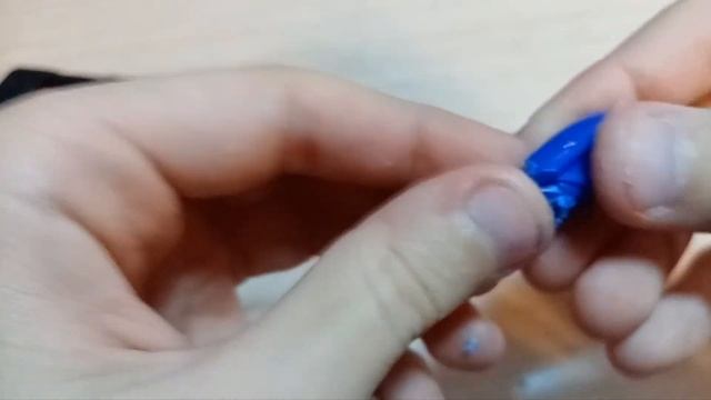 Как сделать СТРЕЛЯЛКУ из старой ручки с кнопочкой и пружинкой!!! смотреть онлайн