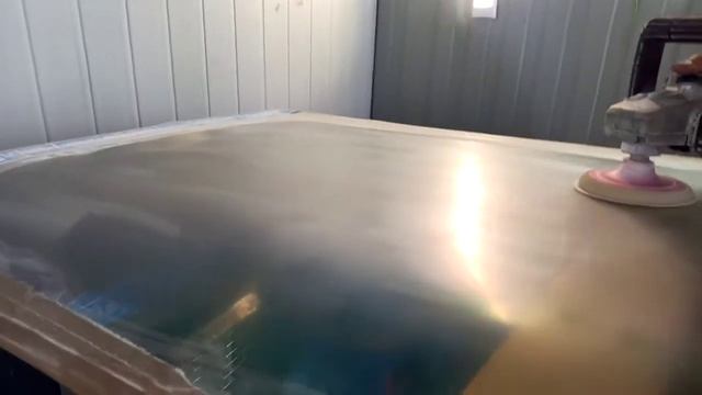 Полировка витрин холодильной камеры в магазине. Часть 1.