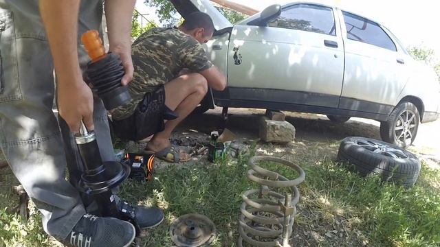 Замена передних стоек ВАЗ 2112 , 2110 , 2109 , Приора , Калина смотреть онлайн