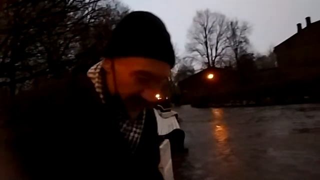 Андрей Андрашев читает свои стихи смотреть онлайн