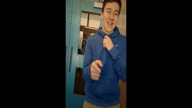 Another One Bites the Dust Parody смотреть онлайн