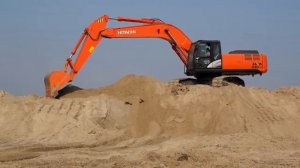 Купить песок по 245 руб. за куб. Предлагаем купить песок с доставкой
