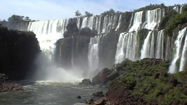Iguazu Falls: the most beautiful waterfalls of the world смотреть онлайн