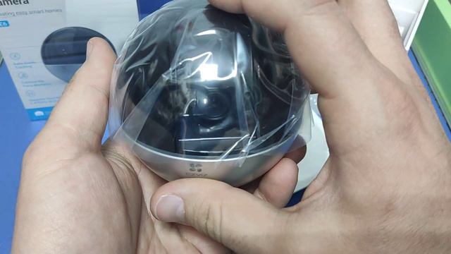 Распаковка видеокамеры Ezviz E6 смотреть онлайн