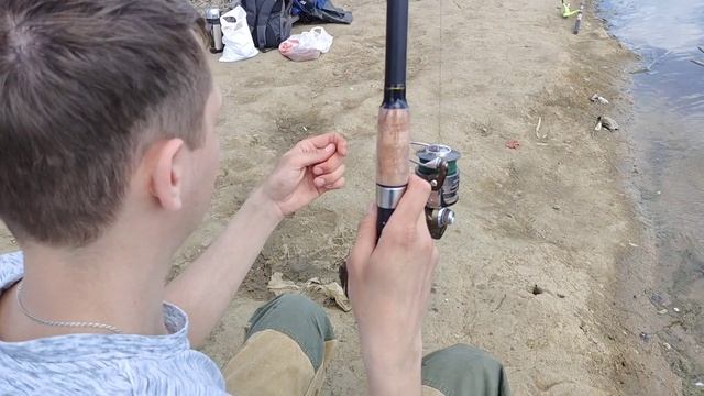 Рыбалка на Рефтенском водохранилище 27.04.2023. Первый Сазан,сомики,караси. смотреть онлайн