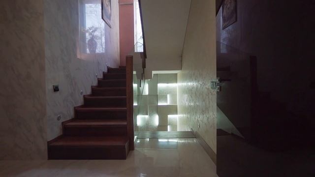 с.Вита Почтовая 300 кв.м 20 соток .цена 700.000 у.е. 0671448256 смотреть онлайн