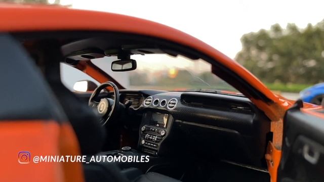 Shelby GT500 vs Chevy C8 Corvette | American Sports Cars | Diecast Scale Models смотреть онлайн