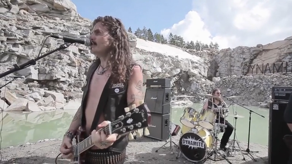 DYNAMITE - Burn It Down (album 