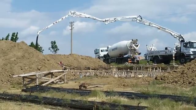 Pompa ve beton смотреть онлайн