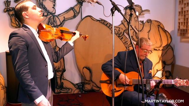 'True' Martin Taylor (guitar) with Sandro Roy (Violin) and Joel Locher (Bass) смотреть онлайн