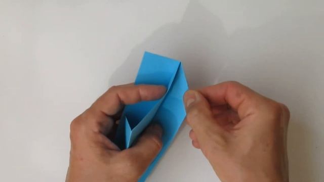 Бумажный Кораблик Оригами - пошаговая инструкция / Нow to make a paper boat смотреть онлайн
