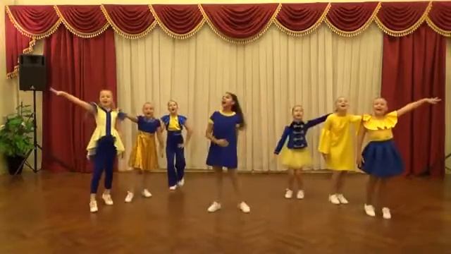 1264 Образцовый эстрадный ансамбль «Серпантин» г Бор « Я,ты,он,она» смотреть онлайн