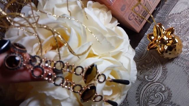 НЕРЕАЛЬНЫЕ СЕРЬГИ ОТ ЭЛЕН ? ✨?♂️, ПОЗОЛОЧЕНАЯ РОСКОШЬ, КИТЧ В ЧИСТОМ ВИДЕ ? ? ?✨ ????? смотреть онлайн