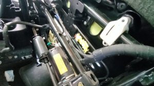 Chevrolet chevy Cruze seatbelt and seat removal