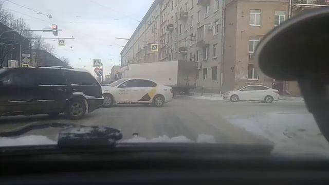 Passat B3 По СНЕГУ в ПИТЕРЕ. смотреть онлайн