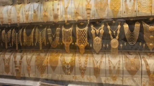 Gold souk Dubai || The largest Gold Market in Dubai || Dubai #12 смотреть онлайн