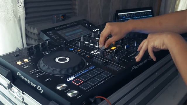 SUMMER VIBES MIX | Pioneer XDJ-RX2, Razer Blade 14, Lumix G7 смотреть онлайн