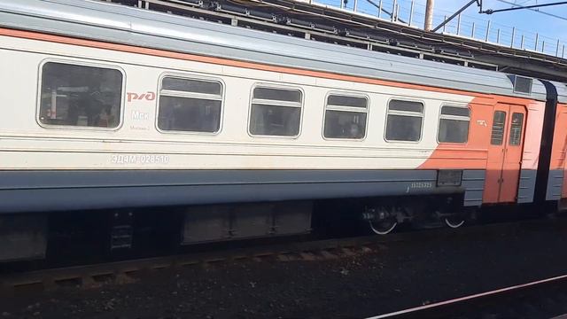ЭД4М 0285 прибывает на станцию Лосиноостровская смотреть онлайн