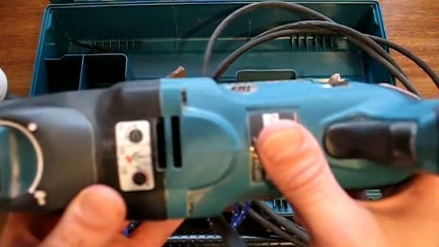 Недостатки Makita HR2611FTX5 смотреть онлайн