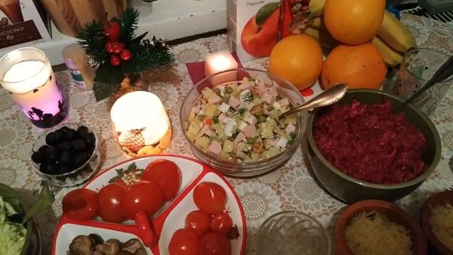 НАШ НОВОГОДНИЙ СТОЛ смотреть онлайн