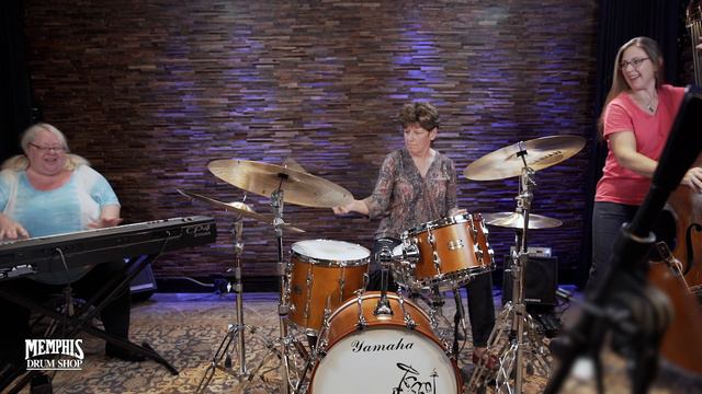 The 3D Jazz Trio - "Back at the Chicken Shack" - Memphis Drum Shop смотреть онлайн