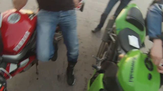ни минуты покоя смотреть онлайн
